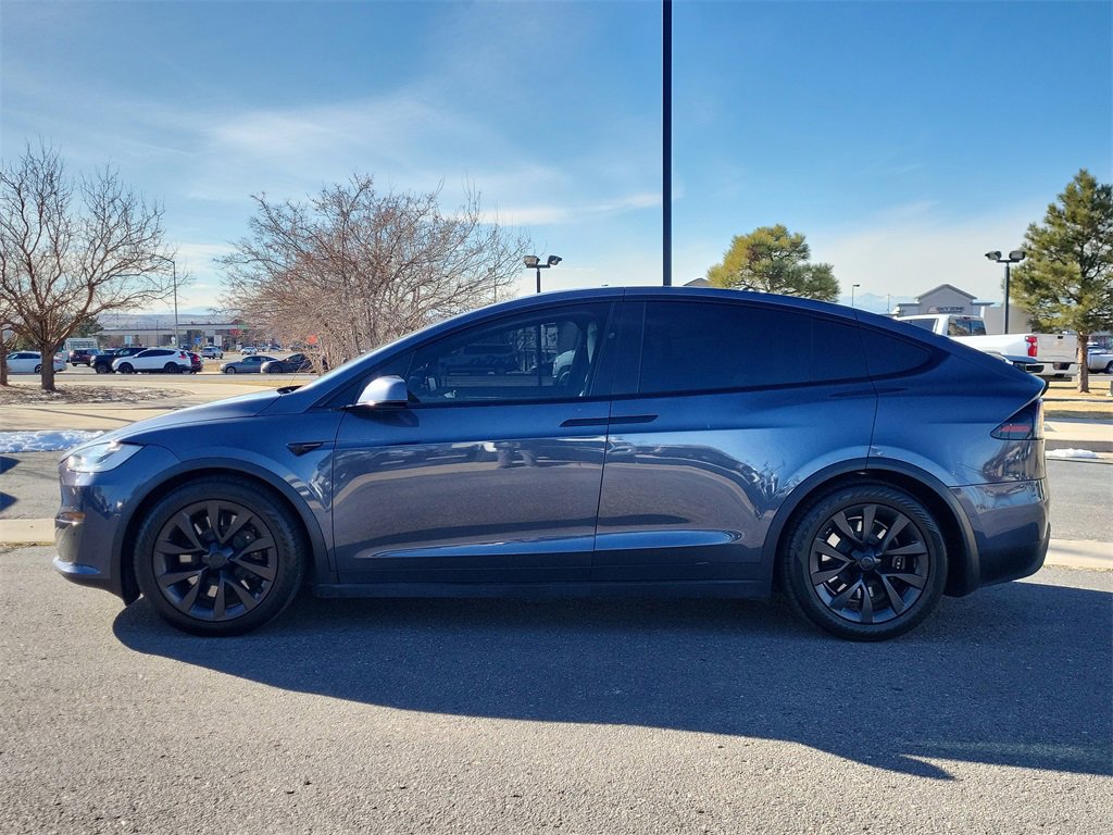 Used 2022 Tesla Model X image 8