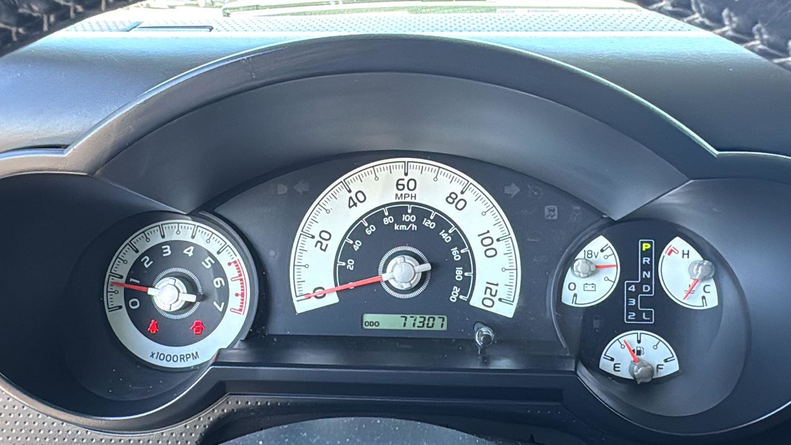 Used 2014 Toyota FJ Cruiser 4WD w/ Upgrade Package image 18