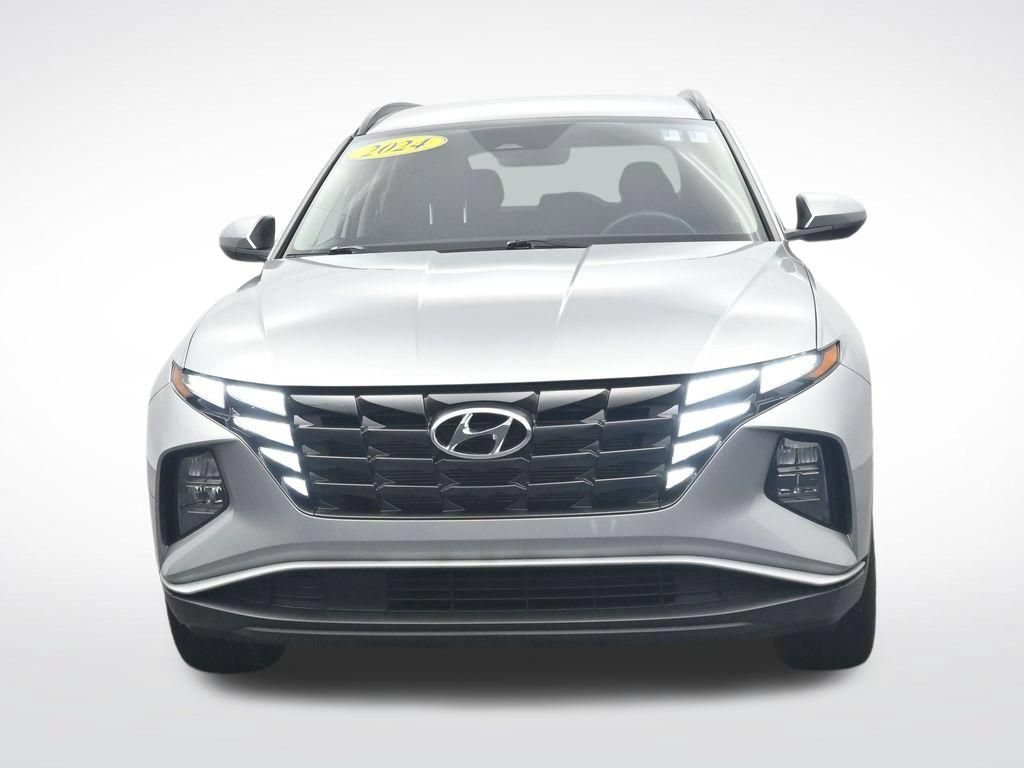 Used 2024 Hyundai Tucson SEL FWD image 2