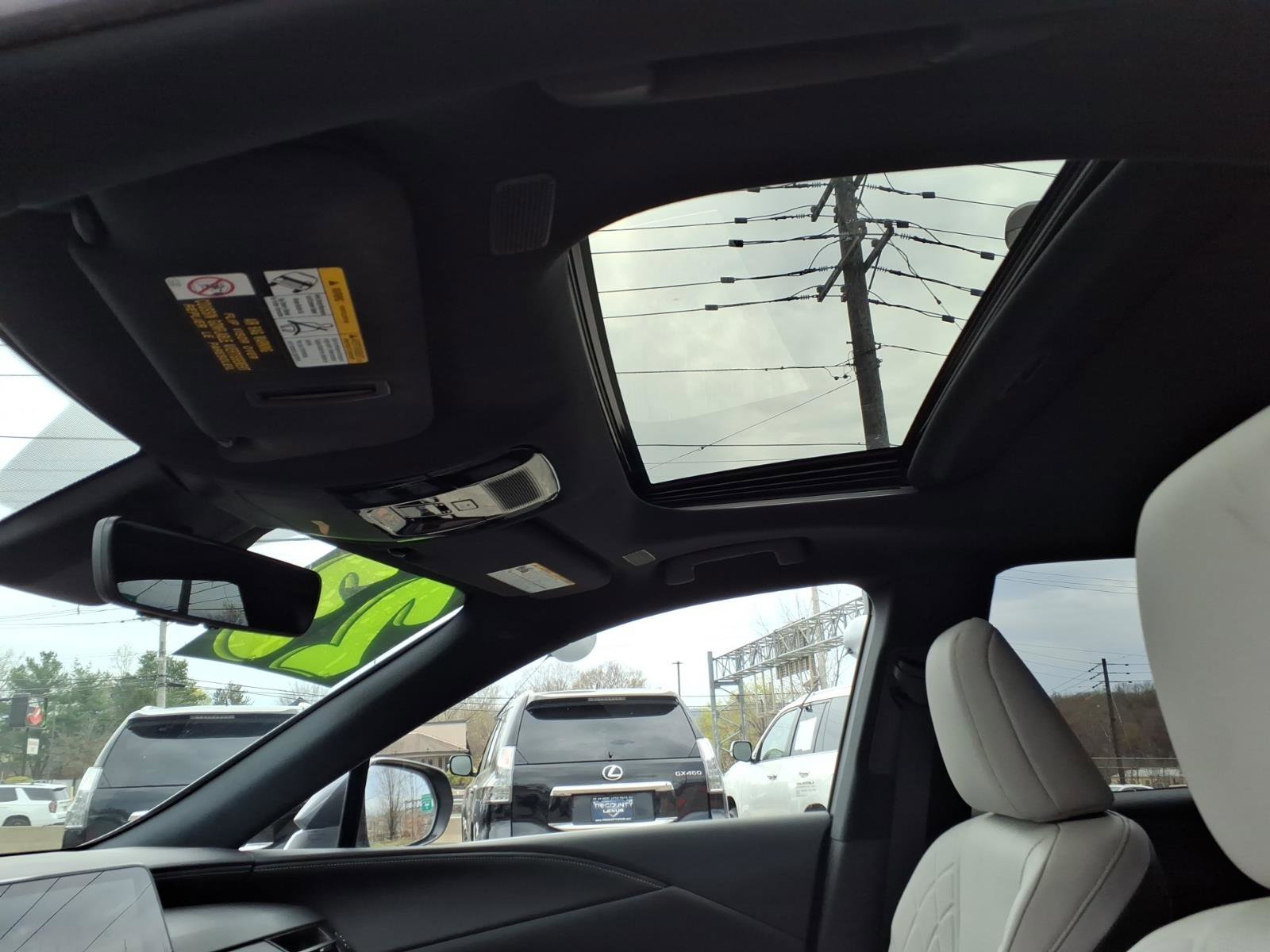 Used 2023 Lexus RX 350 Premium w/ Accessory Package (Z1) AWD/4WD image 11