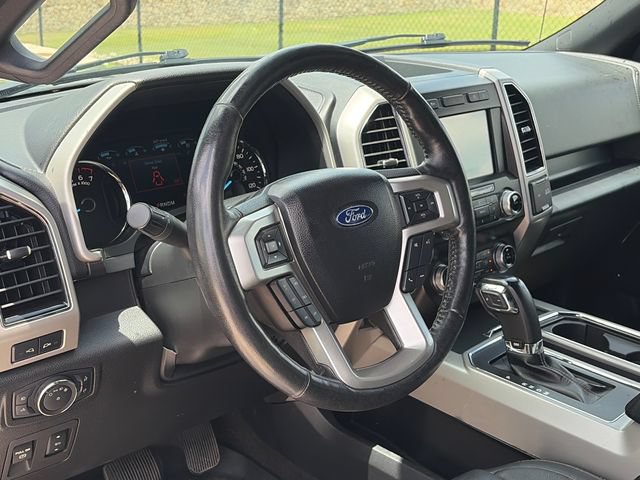 Used 2020 Ford F150 Lariat w/ Equipment Group 502A Luxury AWD/4WD image 16