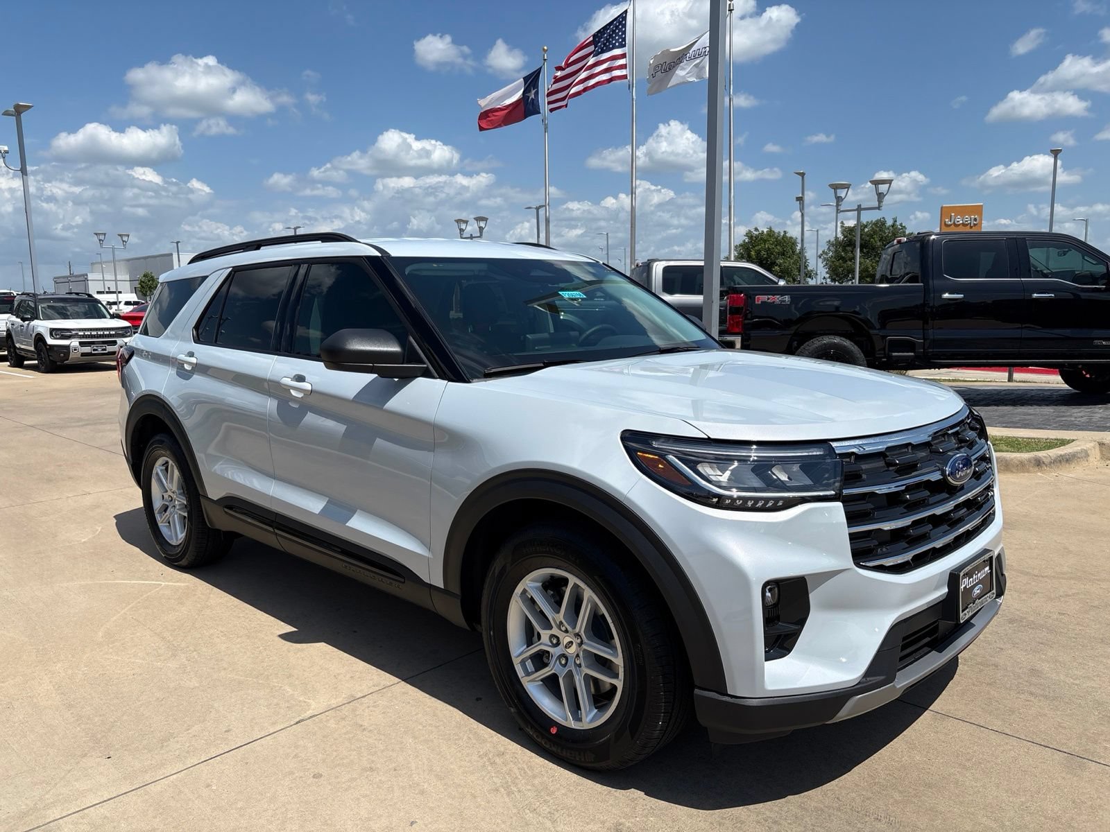 New 2026 Ford Explorer Active w/ Active Comfort Package RWD image 8