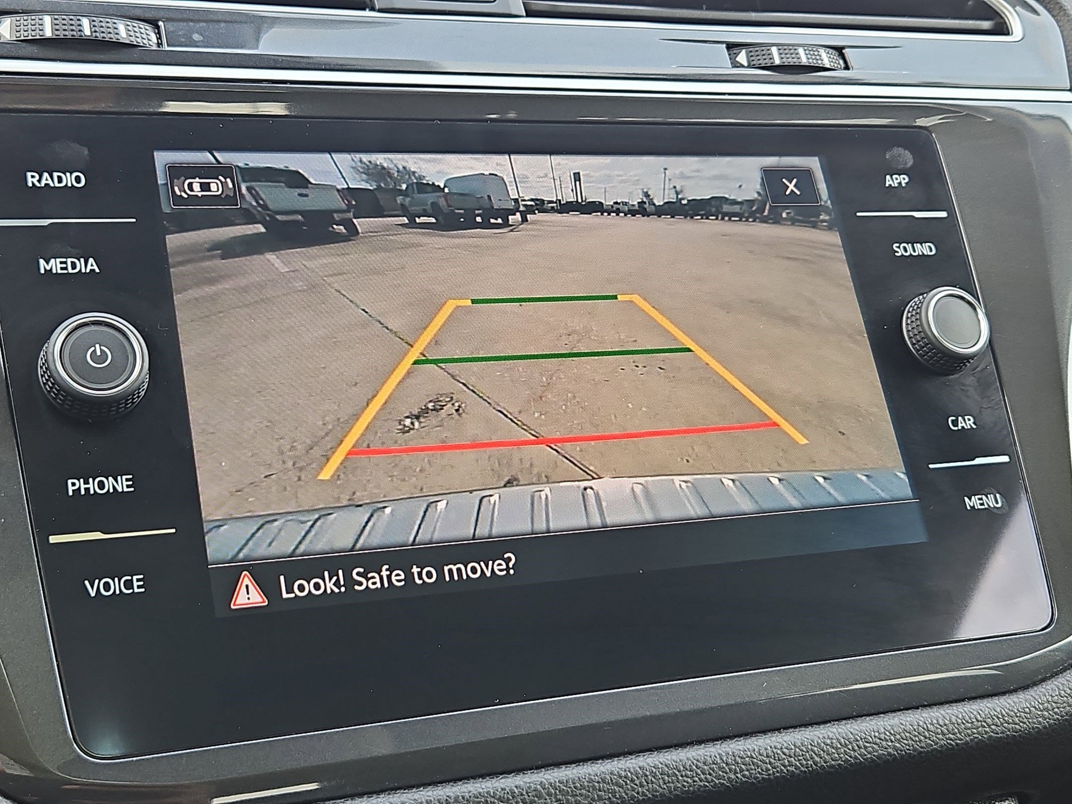 Used 2024 Volkswagen Tiguan Wolfsburg Edition image 23