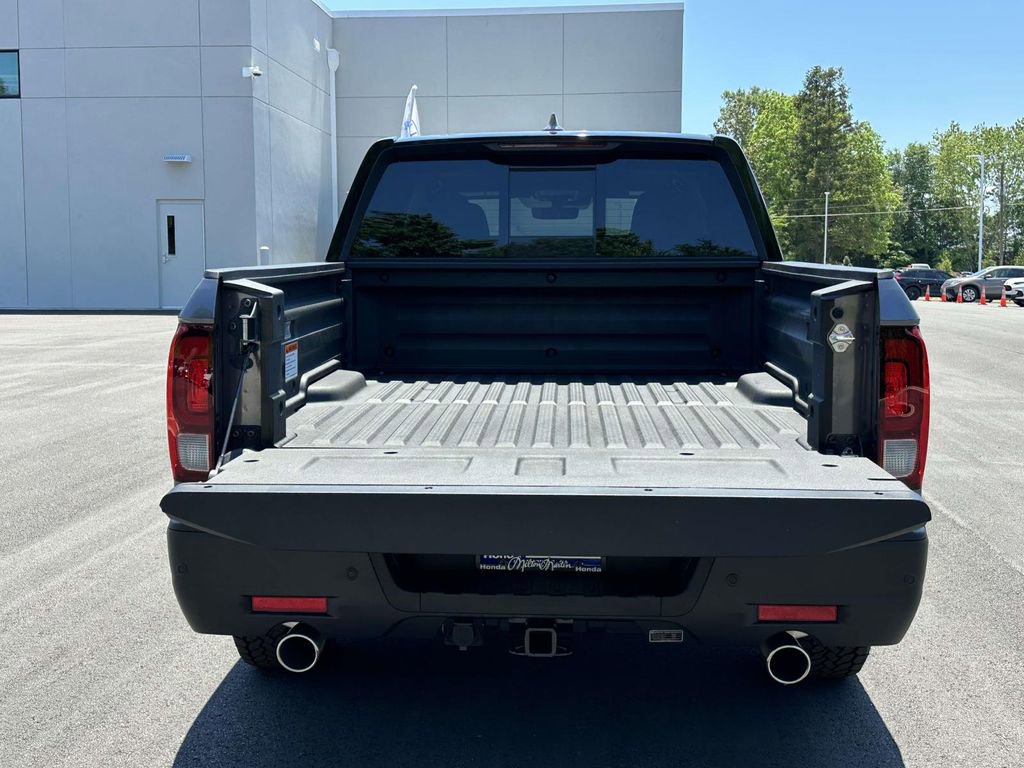 Certified 2025 Honda Ridgeline TrailSport+ image 9
