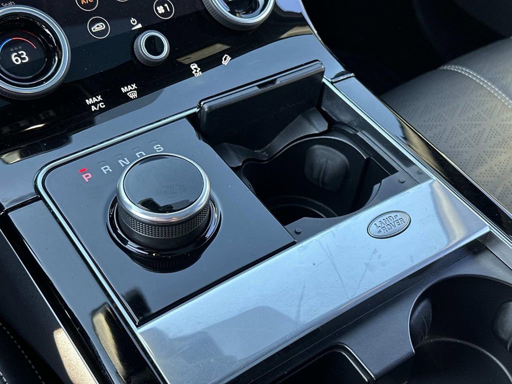 Used 2018 Land Rover Range Rover Velar R-Dynamic HSE AWD/4WD image 14