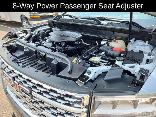 Used 2021 GMC Acadia Denali w/ Denali Ultimate Package AWD/4WD image 16