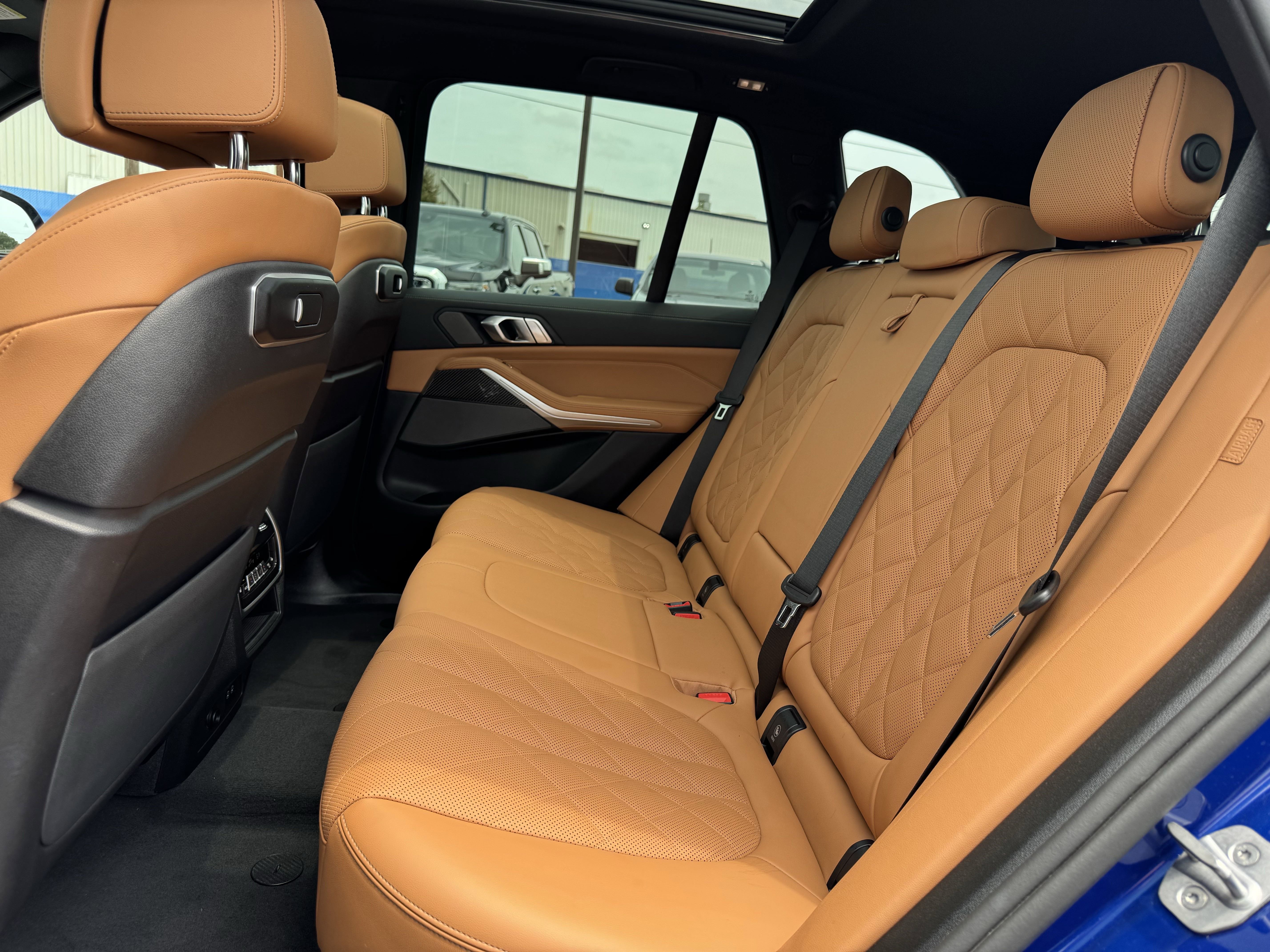 Used 2026 BMW X5 M60i image 46