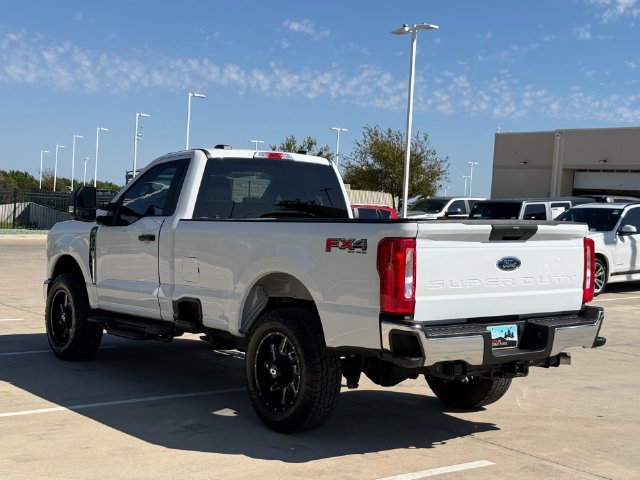 Used 2025 Ford F350 XLT w/ FX4 Off-Road Package AWD/4WD image 7