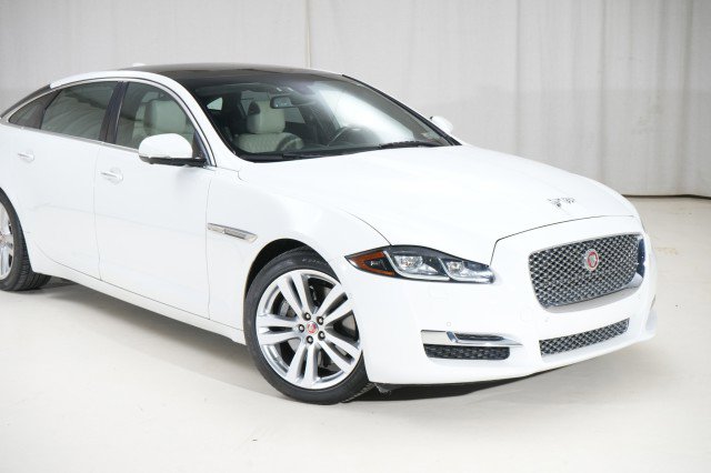Used 2016 Jaguar XJ L Portfolio image 11