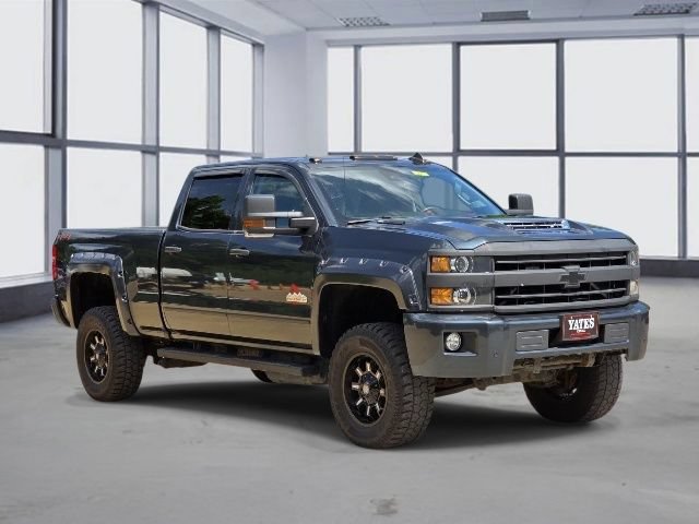 Used 2019 Chevrolet Silverado 2500 High Country AWD/4WD image 3