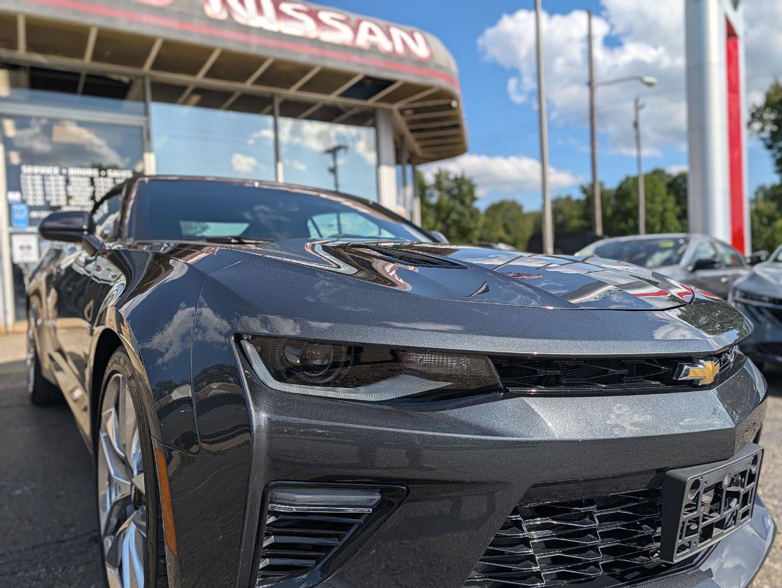 Used 2018 Chevrolet Camaro SS RWD image 20