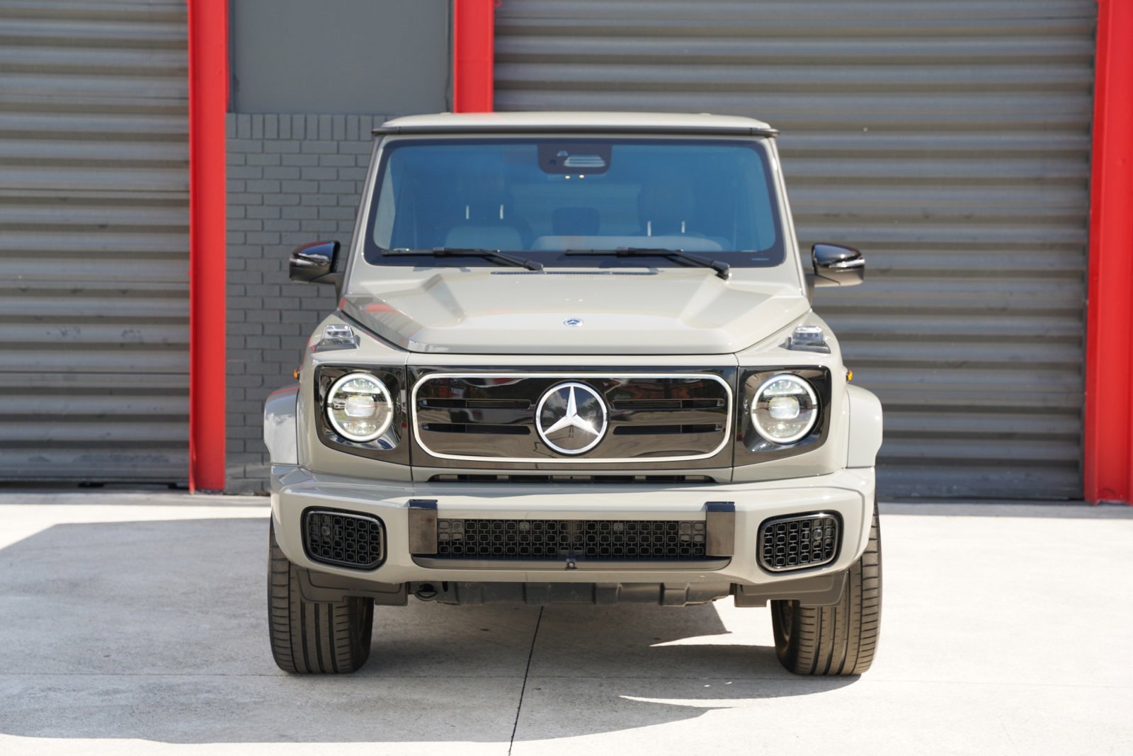 Used 2025 Mercedes-Benz G 580 w/ EQ Technology image 8