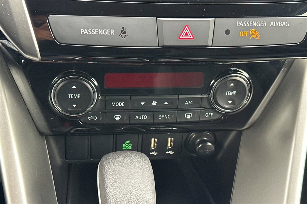 Used 2025 Mitsubishi Eclipse Cross SE image 24
