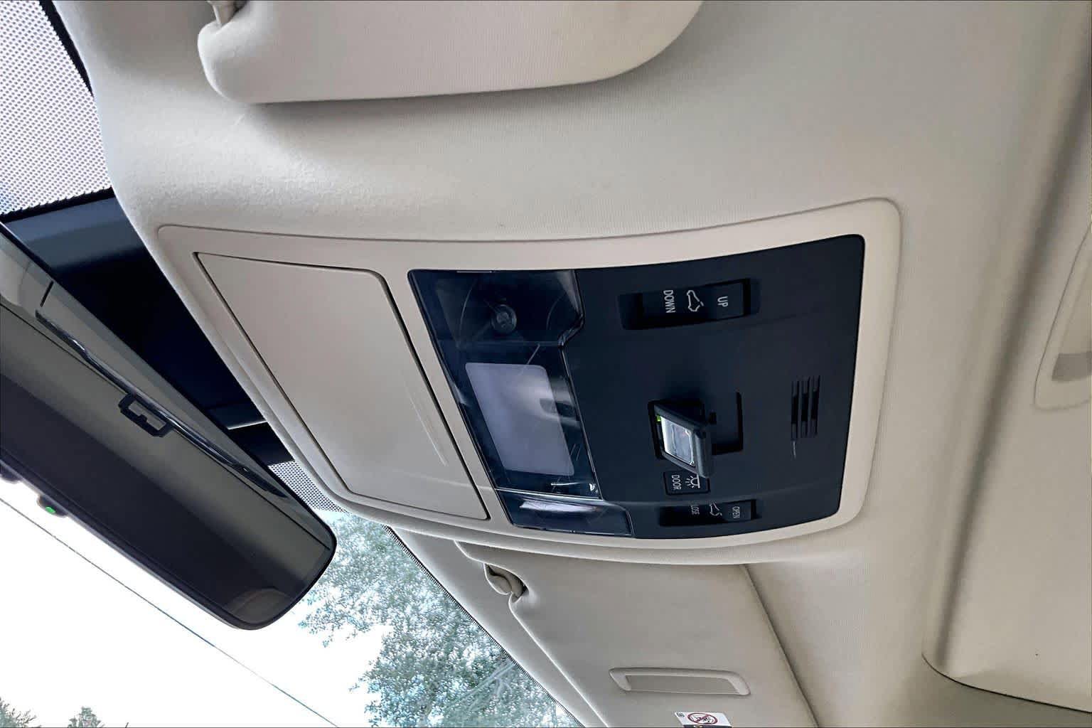 Used 2022 Lexus RX 350 FWD w/ Premium Package image 32