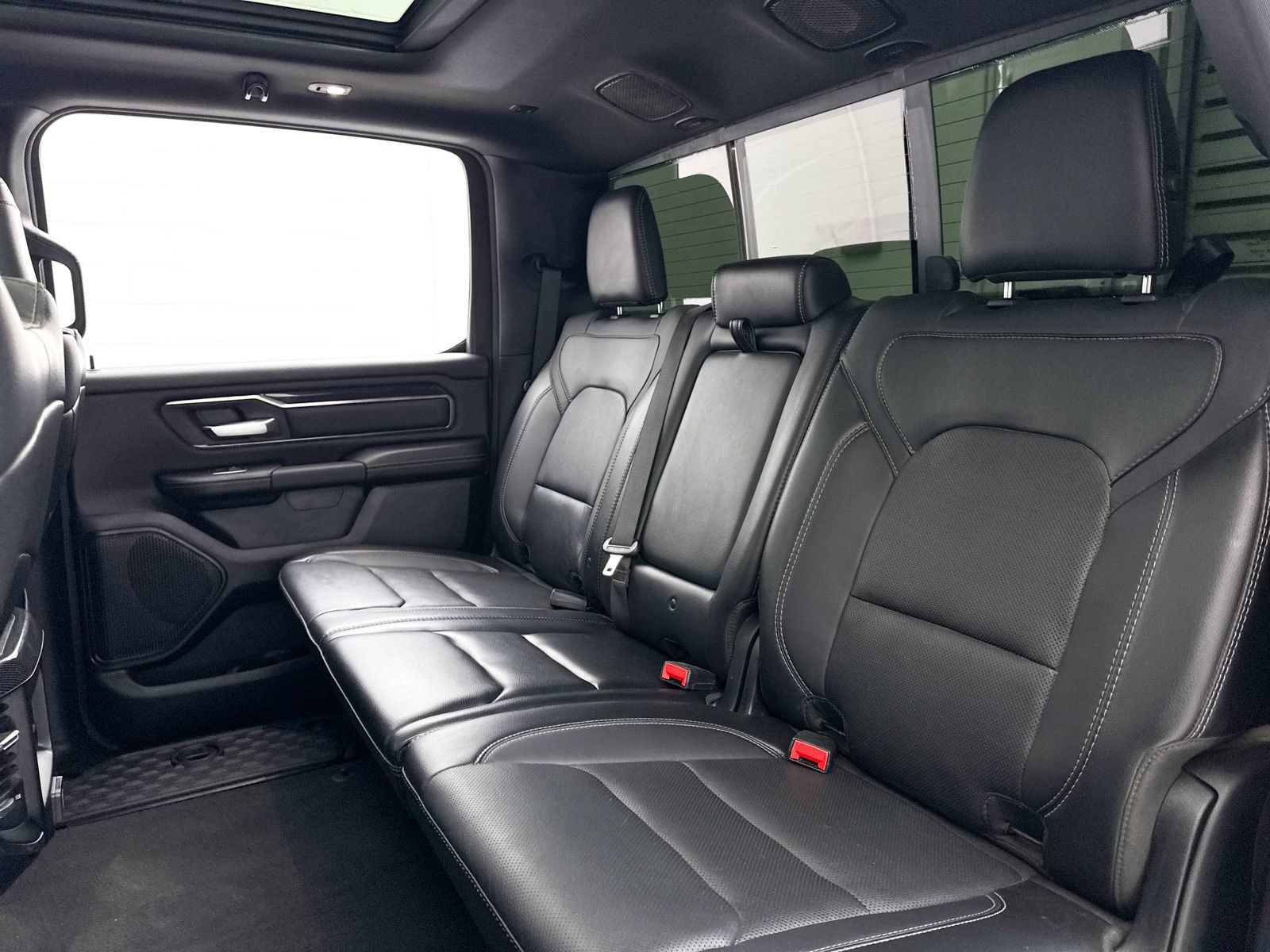Used 2020 RAM 1500 Sport w/ Level 2 Equipment Goup w/2_L AWD/4WD image 28