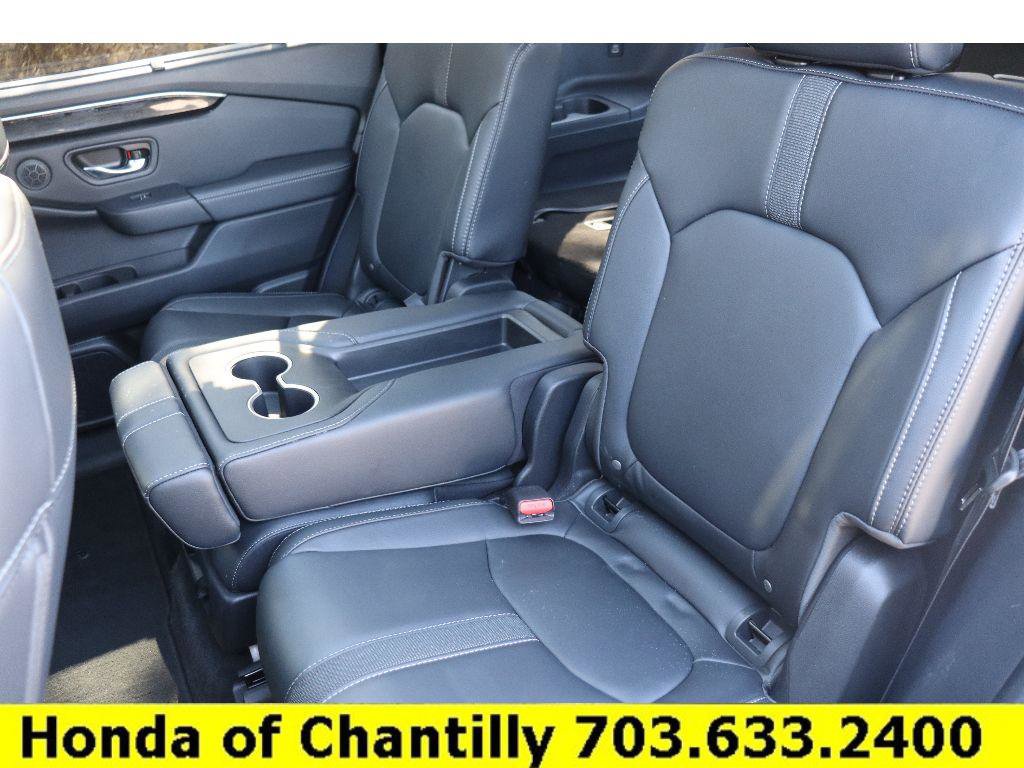 Certified 2023 Honda Pilot Touring image 30