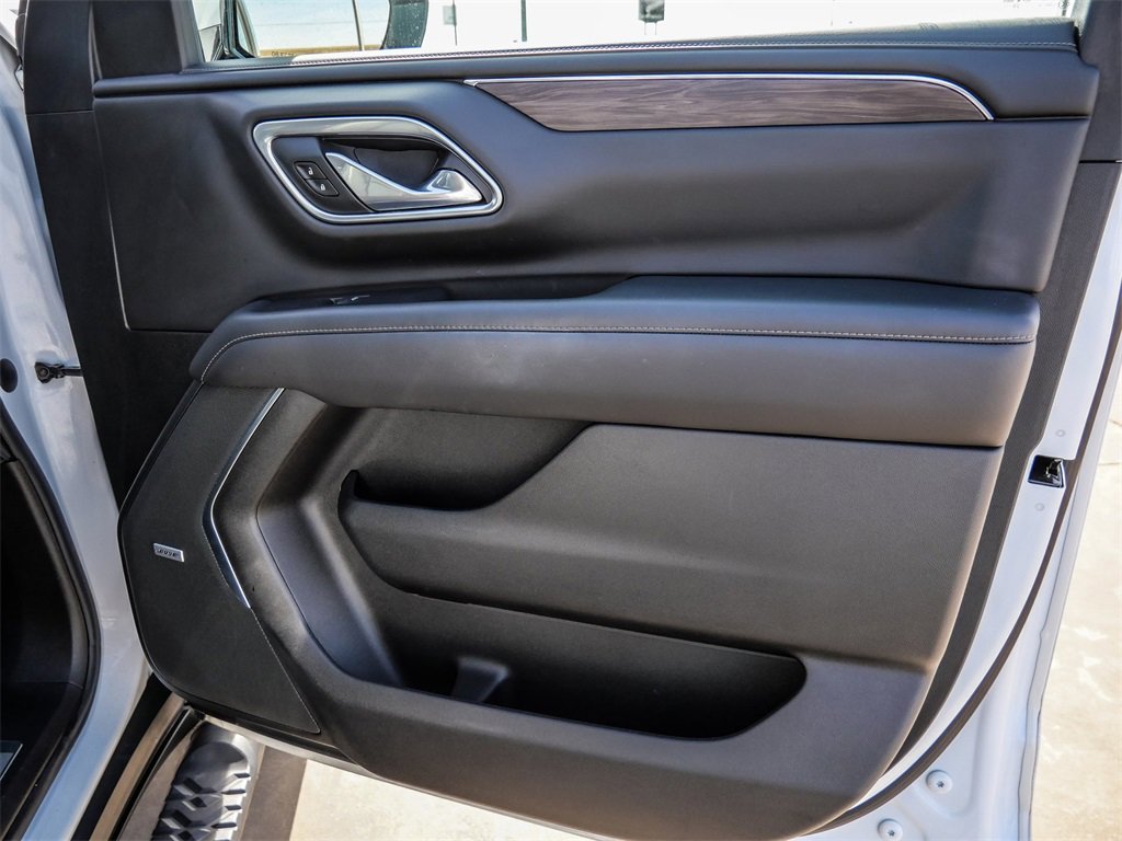 Used 2021 Chevrolet Tahoe Z71 w/ Luxury Package image 19