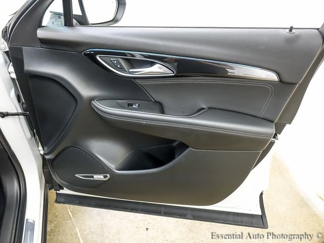 Certified 2024 Buick Envision Preferred AWD/4WD image 22