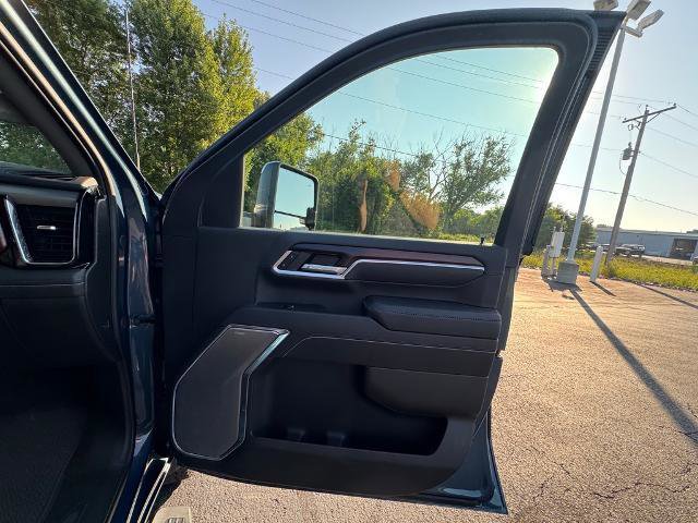 New 2025 GMC Sierra 2500 Denali w/ Denali Reserve Package image 21