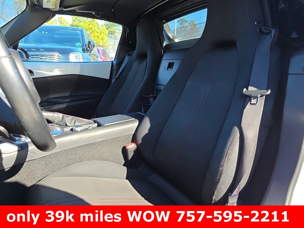 Used 2017 MAZDA MX-5 Miata RF Club image 7