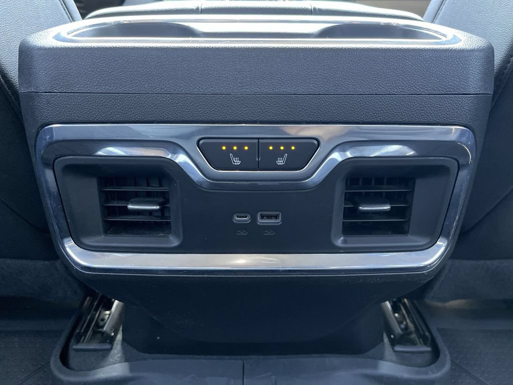Used 2022 Chevrolet Silverado 1500 LTZ w/ LTZ Premium Package AWD/4WD image 22