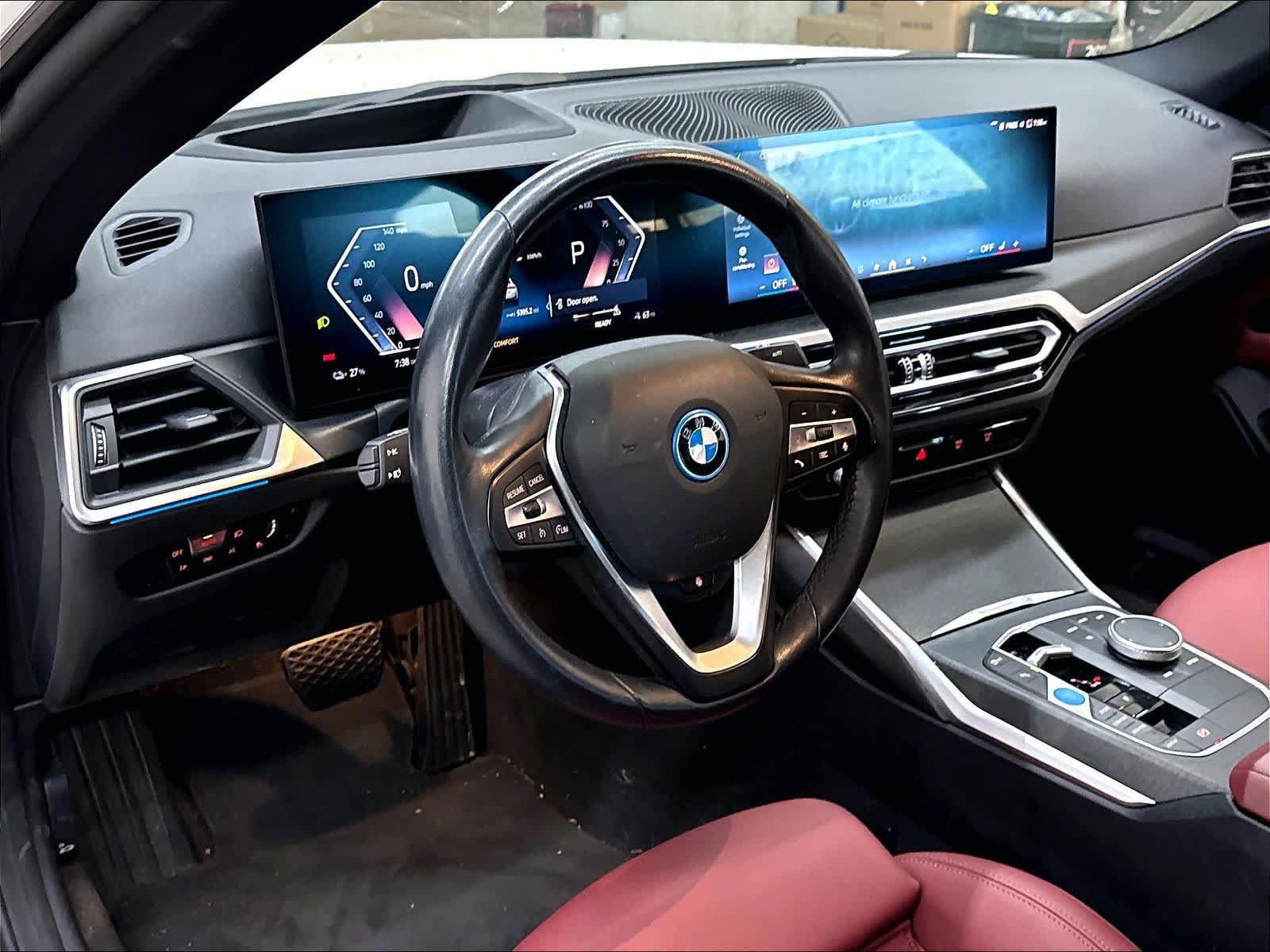 Used 2024 BMW i4 eDrive35 w/ Premium Package RWD image 16