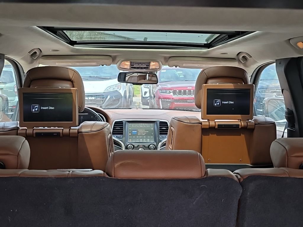 Used 2015 Jeep Grand Cherokee Summit w/ Platinum Series Group image 21
