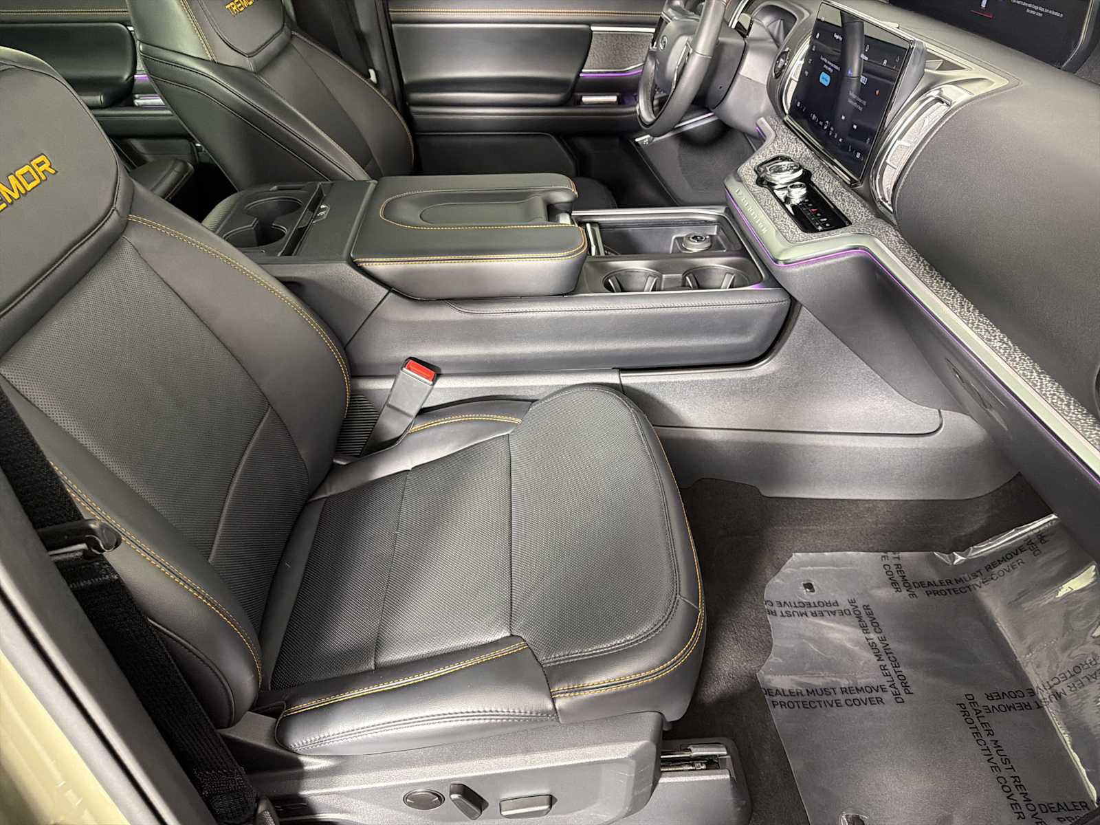 Used 2025 Ford Expedition Tremor AWD/4WD image 15