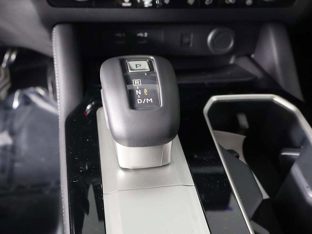 New 2026 Mitsubishi Outlander SE image 50