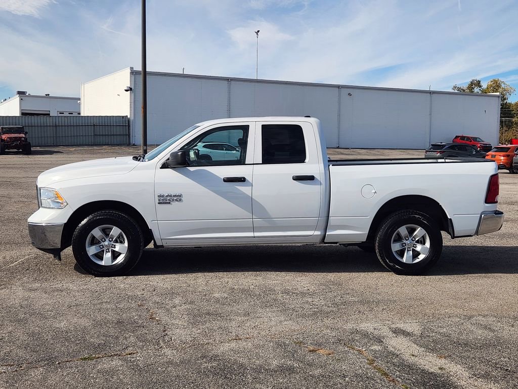 Used 2024 RAM 1500 Classic SLT image 4