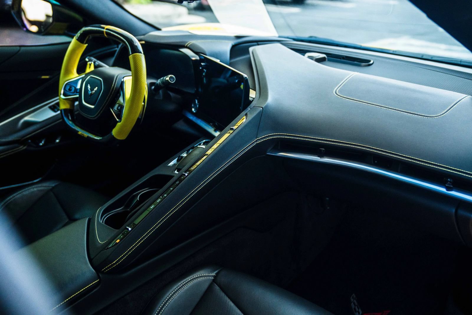 Used 2025 Chevrolet Corvette Z06 RWD image 26
