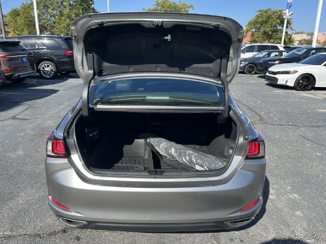 Used 2019 Lexus ES 350 w/ Premium Package FWD image 30
