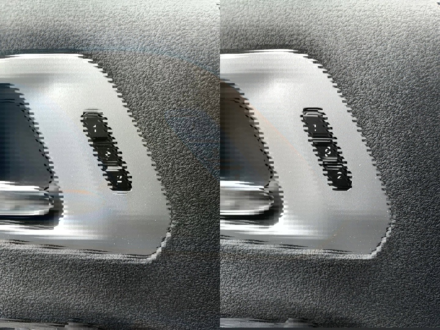 New 2026 Chrysler Pacifica Limited w/ S Appearance Package image 24