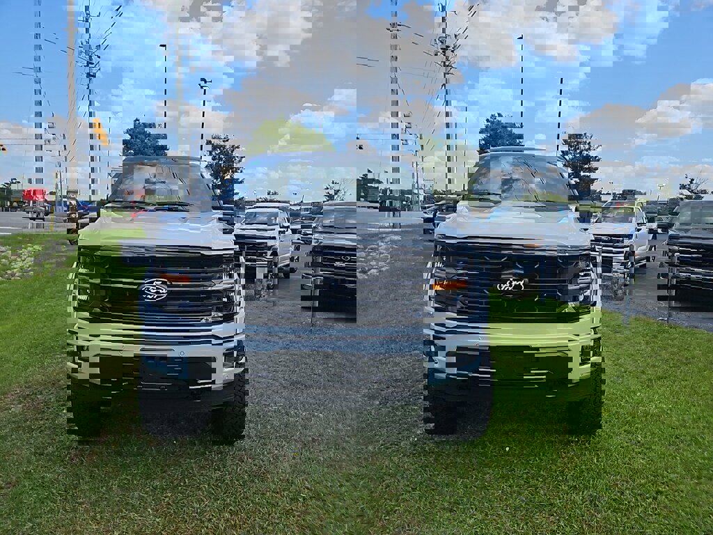 New 2025 Ford F150 XLT w/ Equipment Group 302A MID image 24