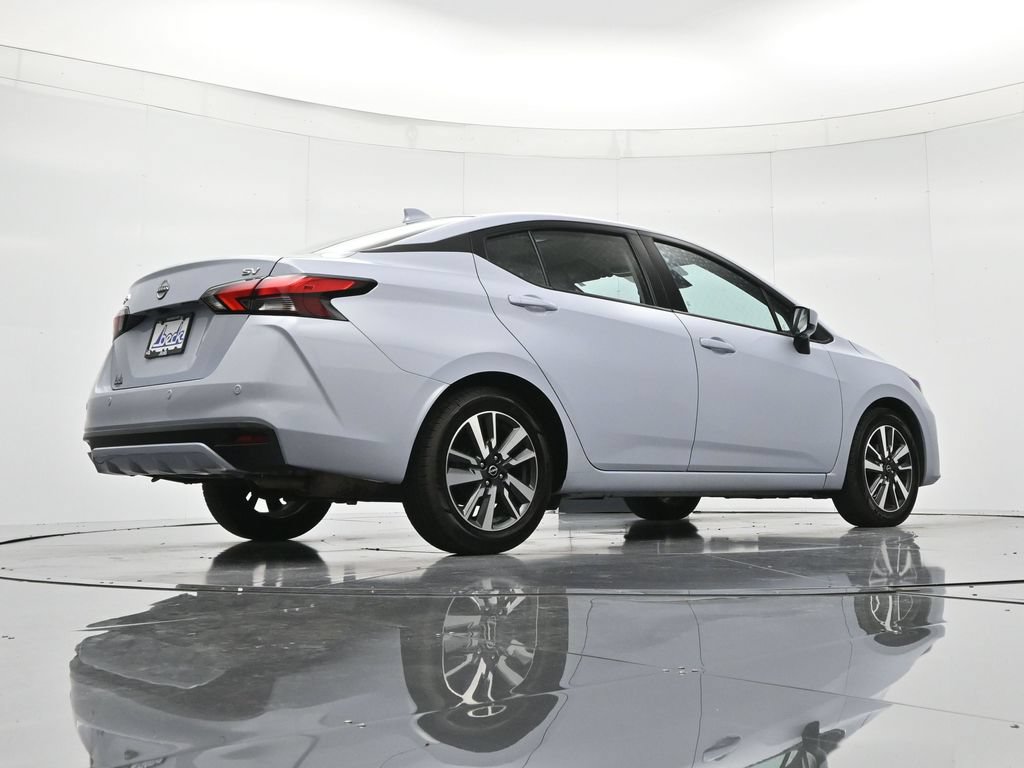 Used 2024 Nissan Versa SV FWD image 40