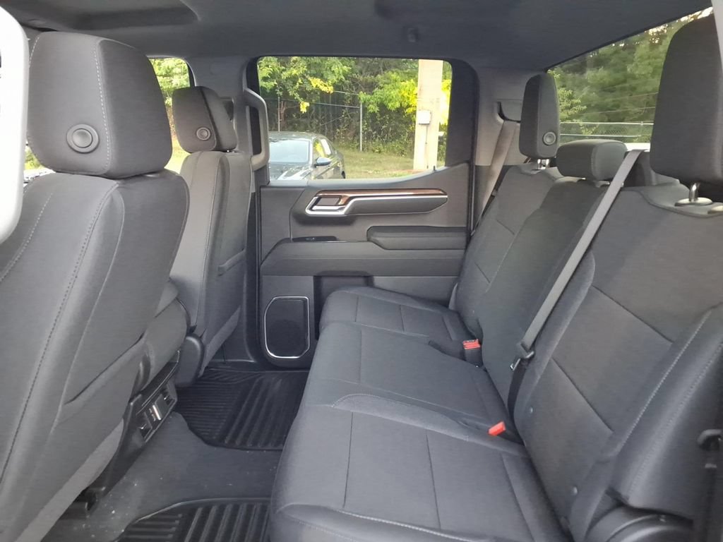New 2026 Chevrolet Silverado 1500 RST AWD/4WD image 16