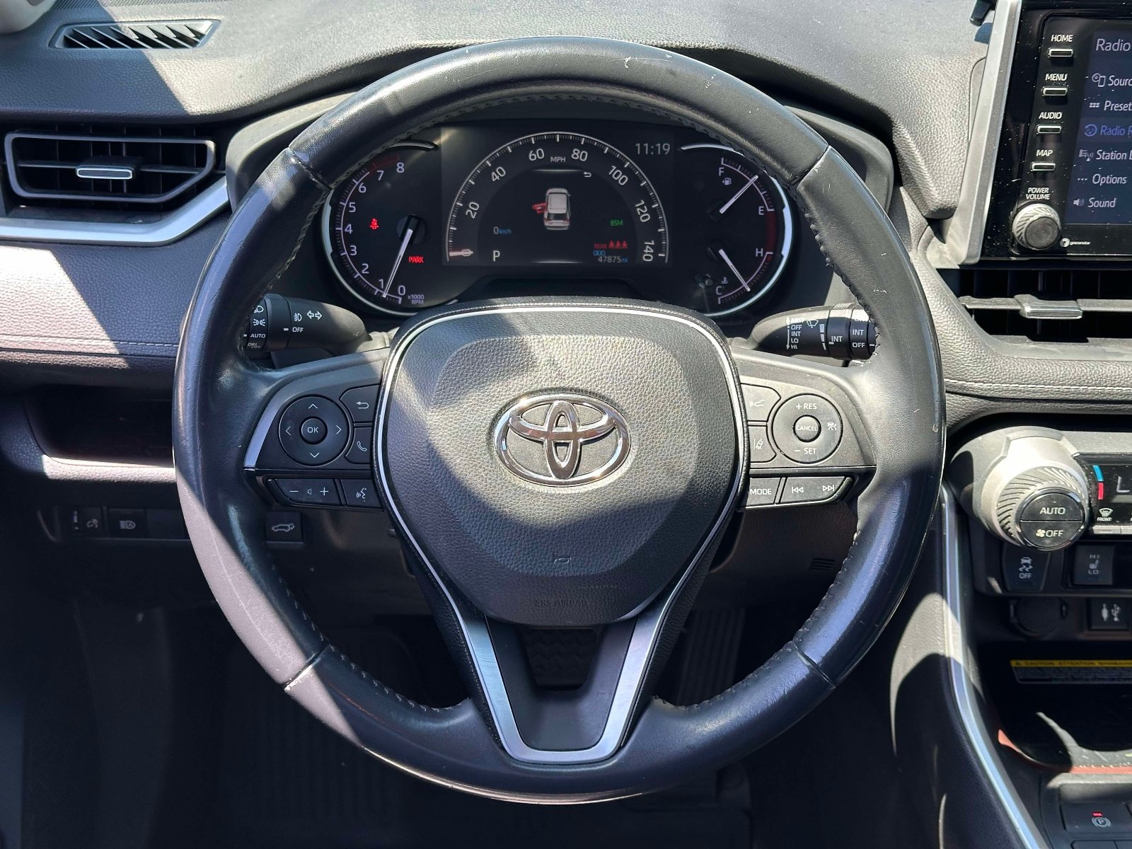 Used 2019 Toyota RAV4 Limited w/ Advanced Technology Package AWD/4WD image 15