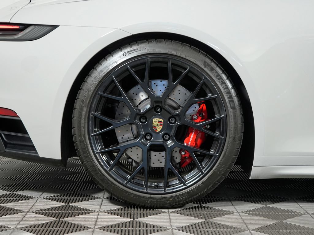Certified 2022 Porsche 911 Carrera GTS RWD image 22