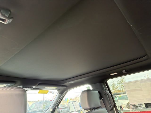 New 2026 Ford F350 Platinum w/ FX4 Off-Road Package image 12