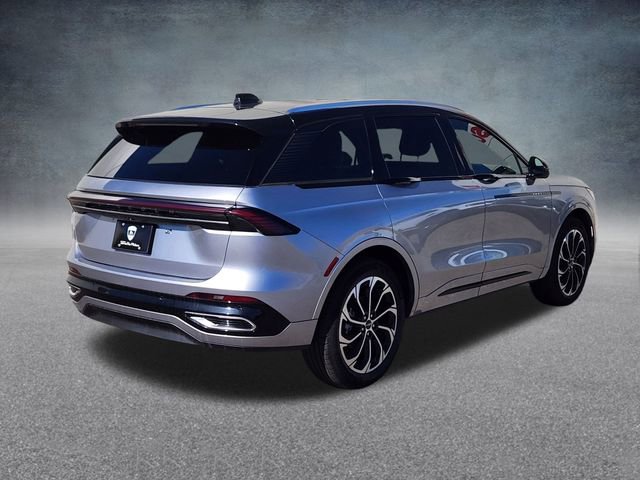 New 2026 Lincoln Nautilus Reserve image 7