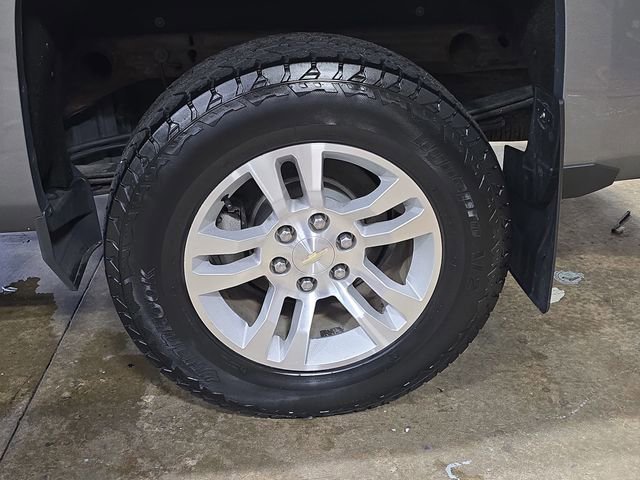 Used 2017 Chevrolet Silverado 1500 LT w/ All Star Edition AWD/4WD image 35