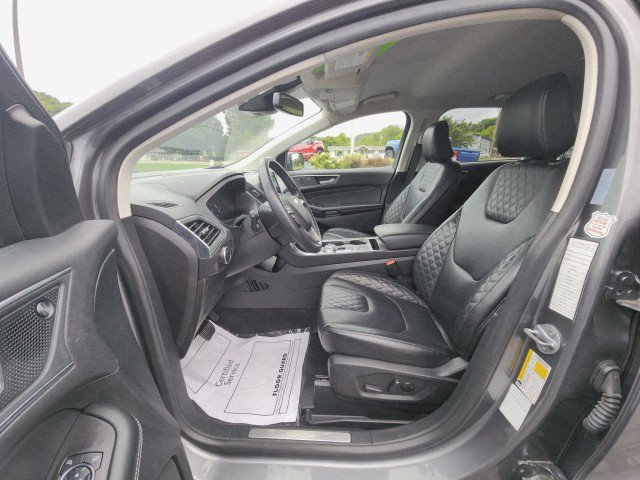Used 2023 Ford Edge Titanium image 27