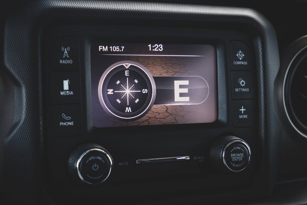 Used 2020 Jeep Gladiator Sport w/ Quick Order Package 24S image 5