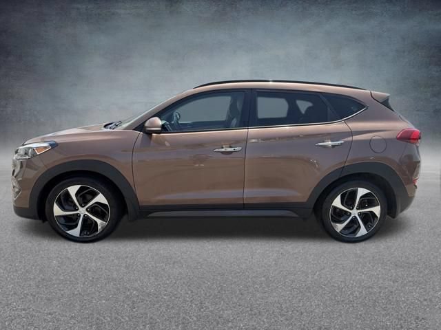 Used 2016 Hyundai Tucson Limited w/ Option Group 03 AWD/4WD image 11