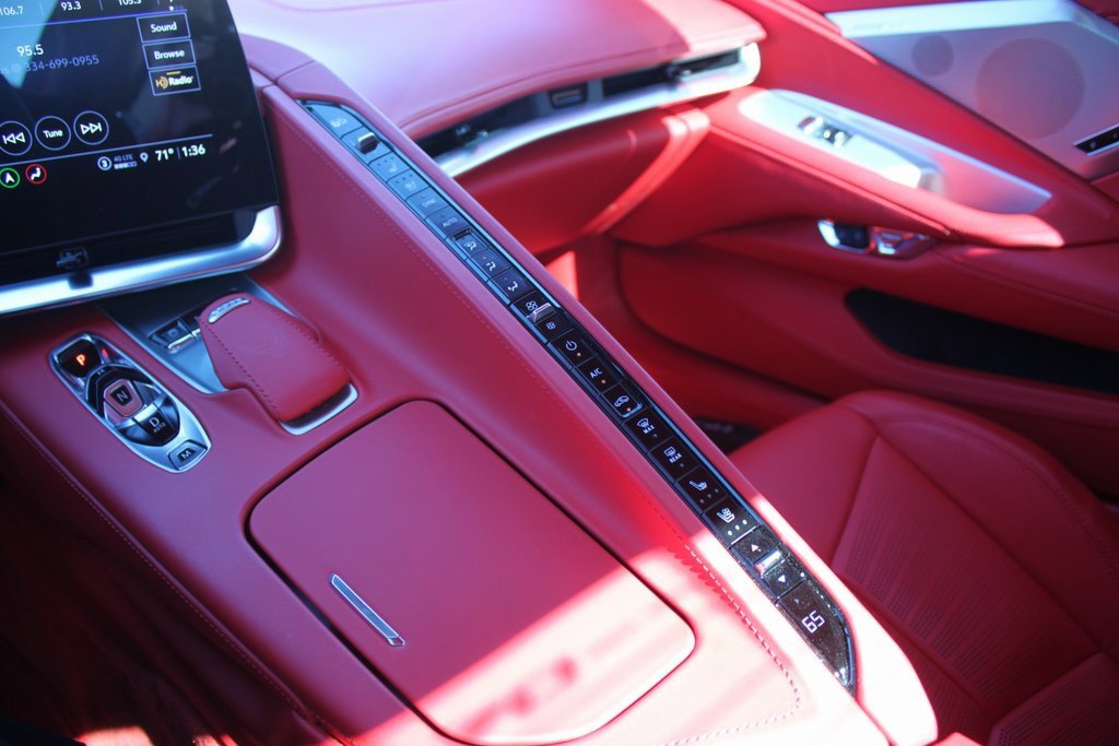 Used 2023 Chevrolet Corvette Stingray Premium Conv w/ Z51 Performance Package image 12