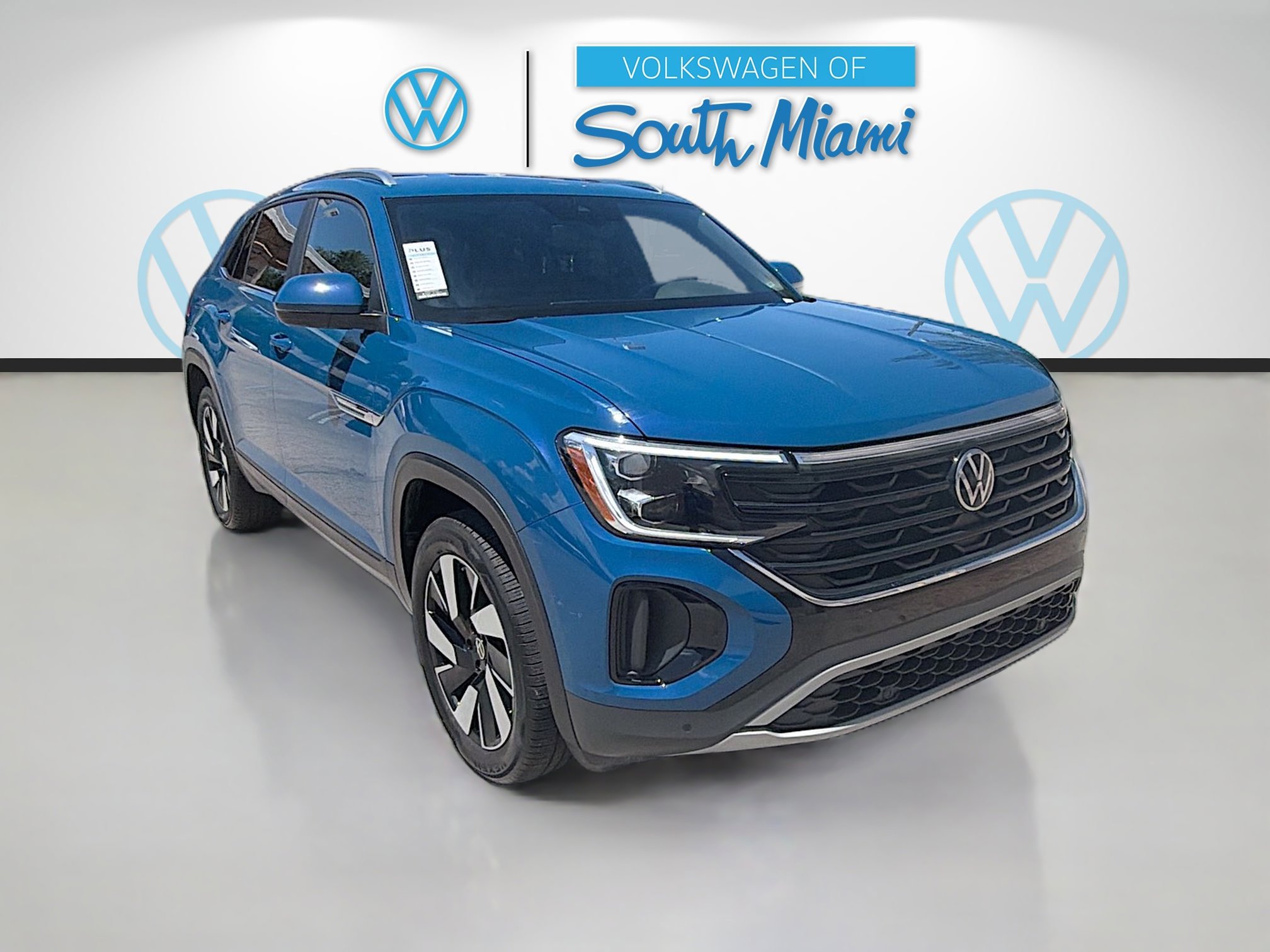 Certified 2025 Volkswagen Atlas Cross Sport SE AWD/4WD image 1