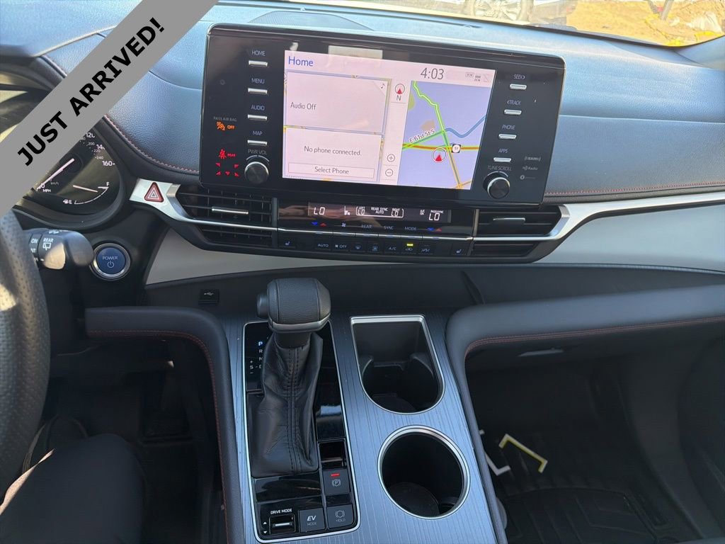 Used 2022 Toyota Sienna XSE image 15