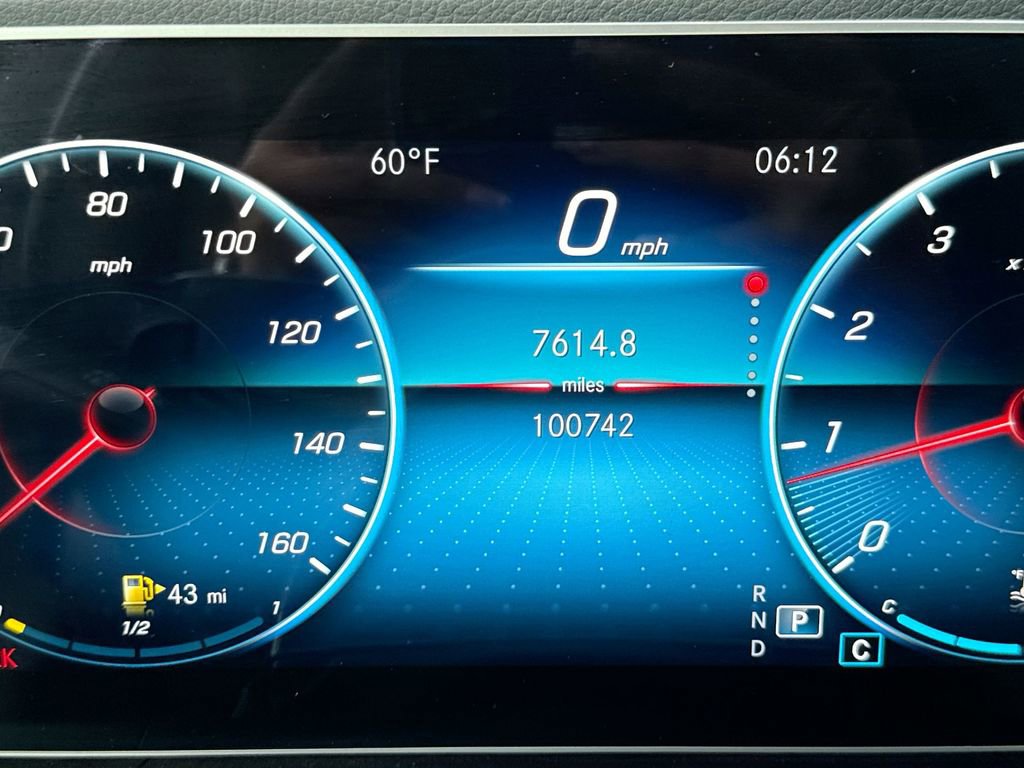 Used 2021 Mercedes-Benz GLE 350 4MATIC image 10