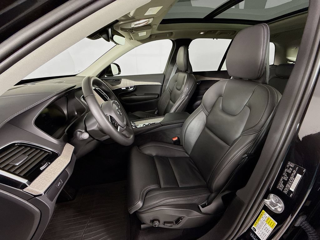Used 2023 Volvo XC90 B6 Ultimate AWD/4WD image 5