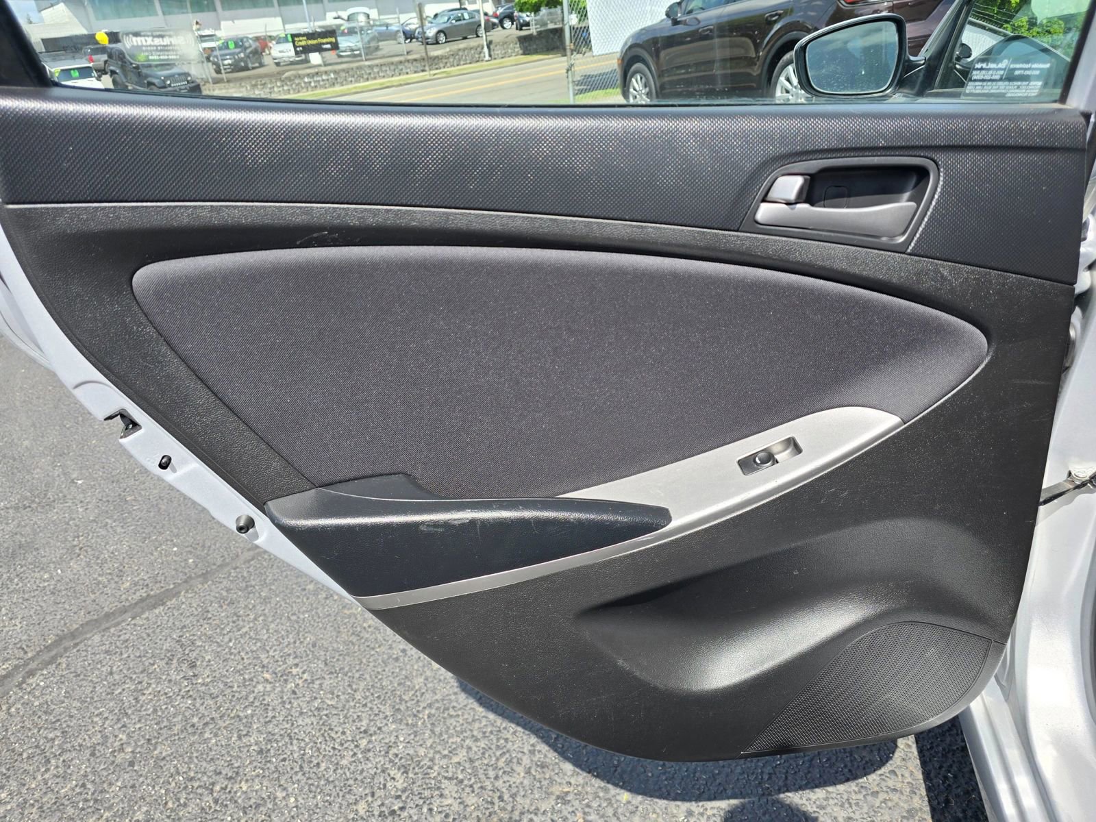 Used 2017 Hyundai Accent SE FWD image 16
